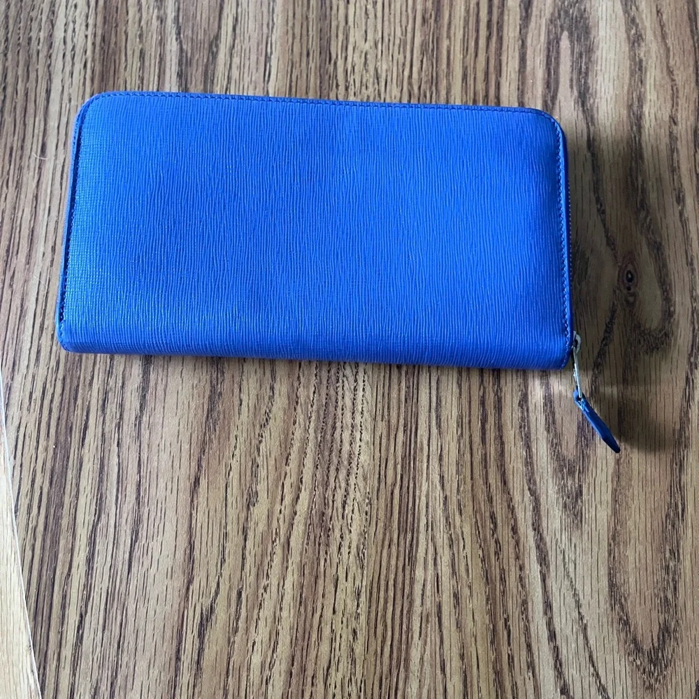 Giorgio Armani Blue Wallet - Picture 4 of 14